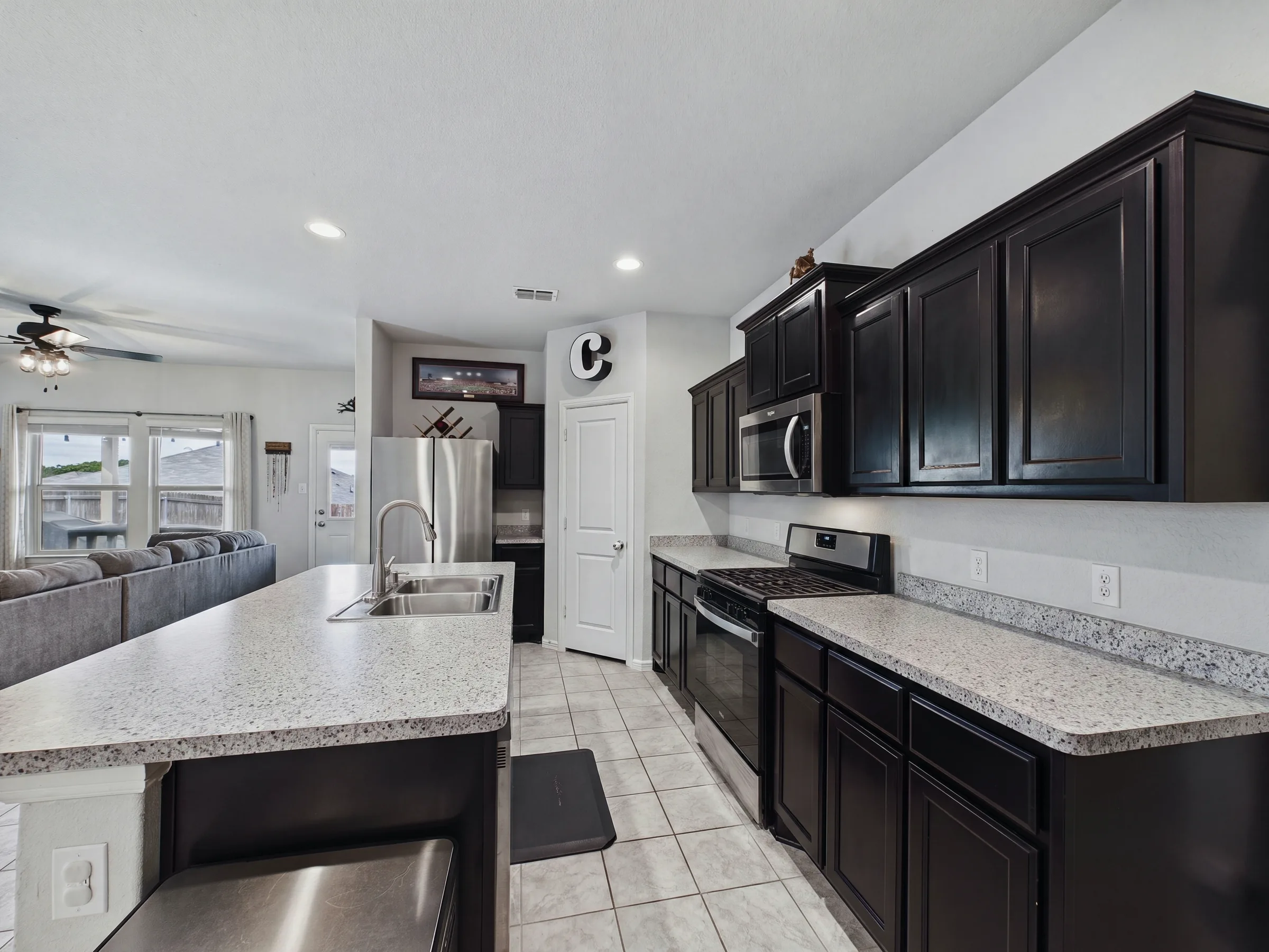 16705 Porterfield Lane, Justin