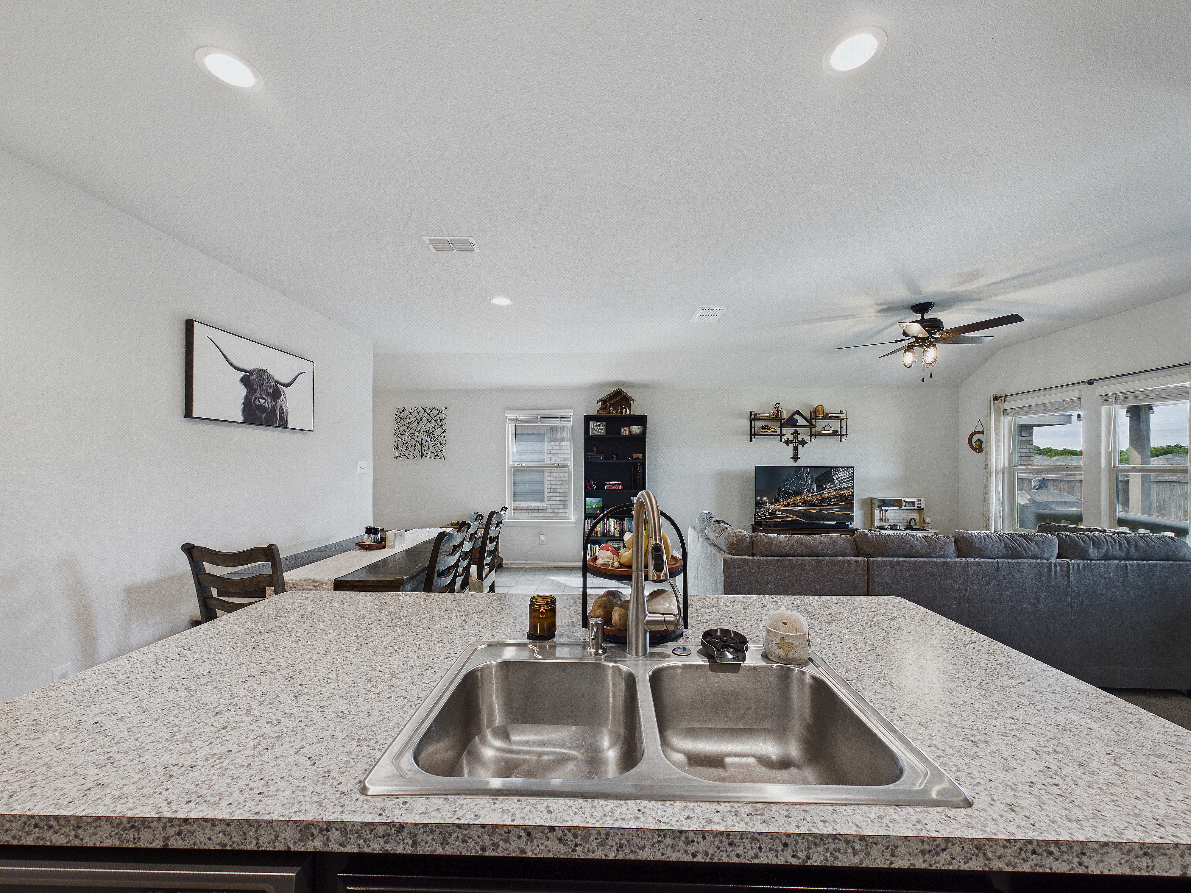 16705 Porterfield Lane, Justin
