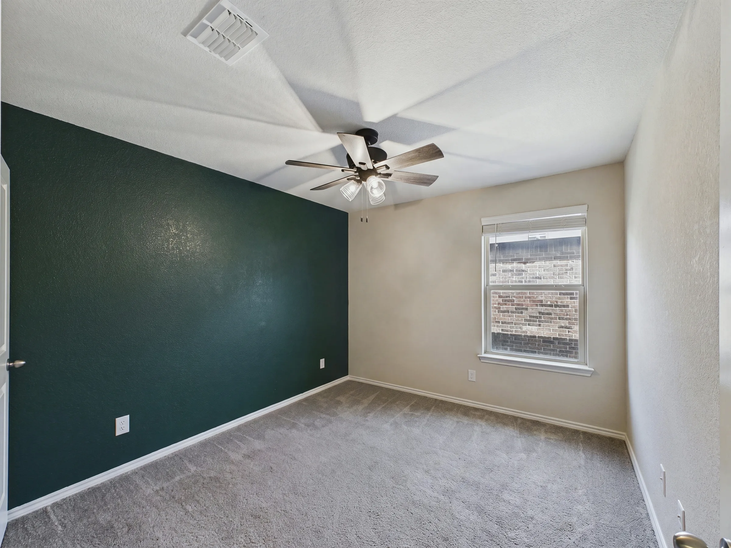 16705 Porterfield Lane, Justin